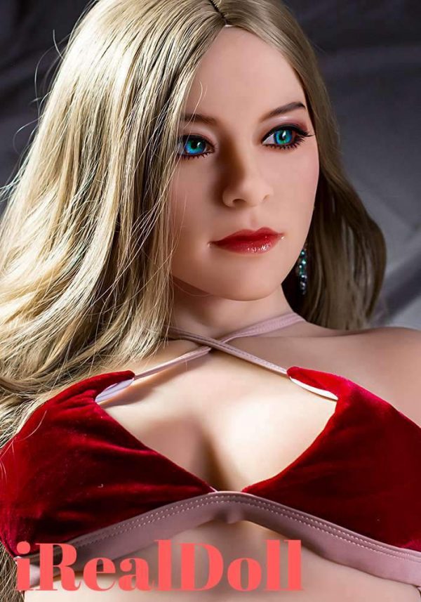 Gwen 160cm B Cup Muscle Sex Doll -irealdoll TPE love doll