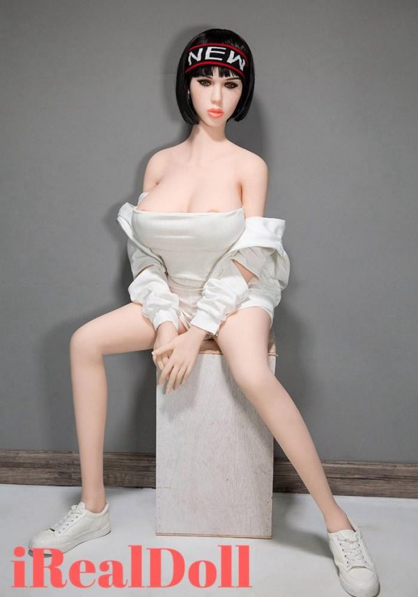 Sunny 168cm F Cup Lifelike Love Doll -irealdoll TPE love doll